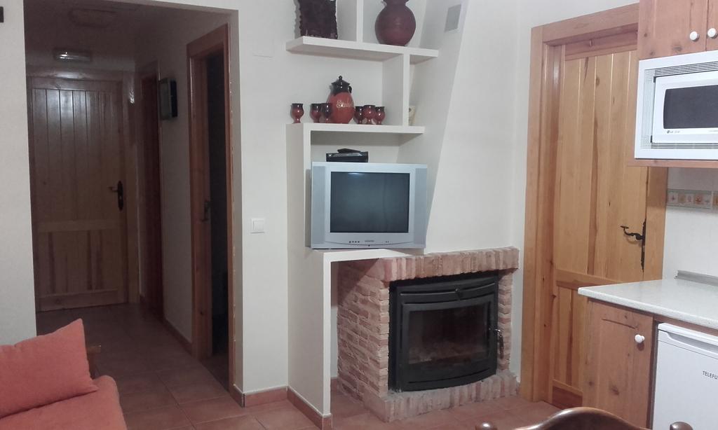 Apartamentos Serrano Ribatajada Exterior foto